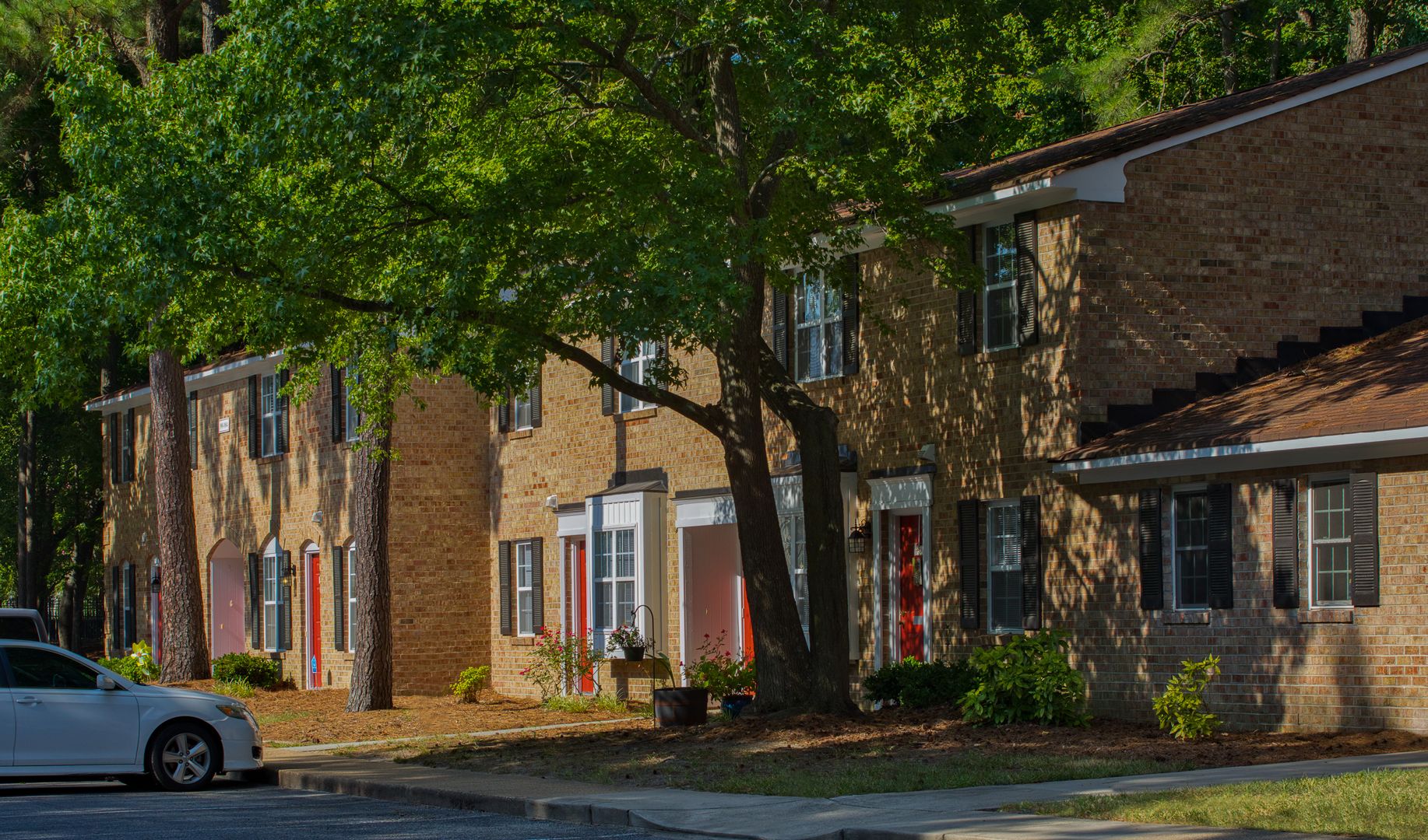 Virginia Beach Apartment: 1020 Thousand Oaks Drive