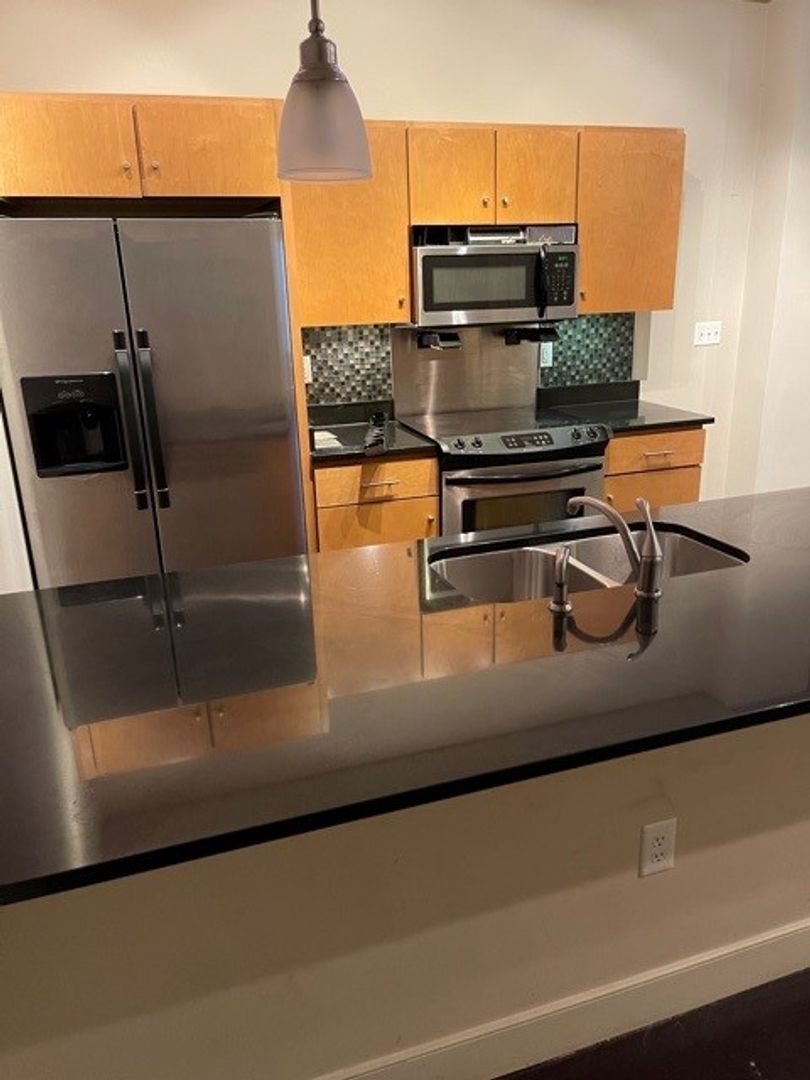 Portsmouth Apartment: 714 King Street