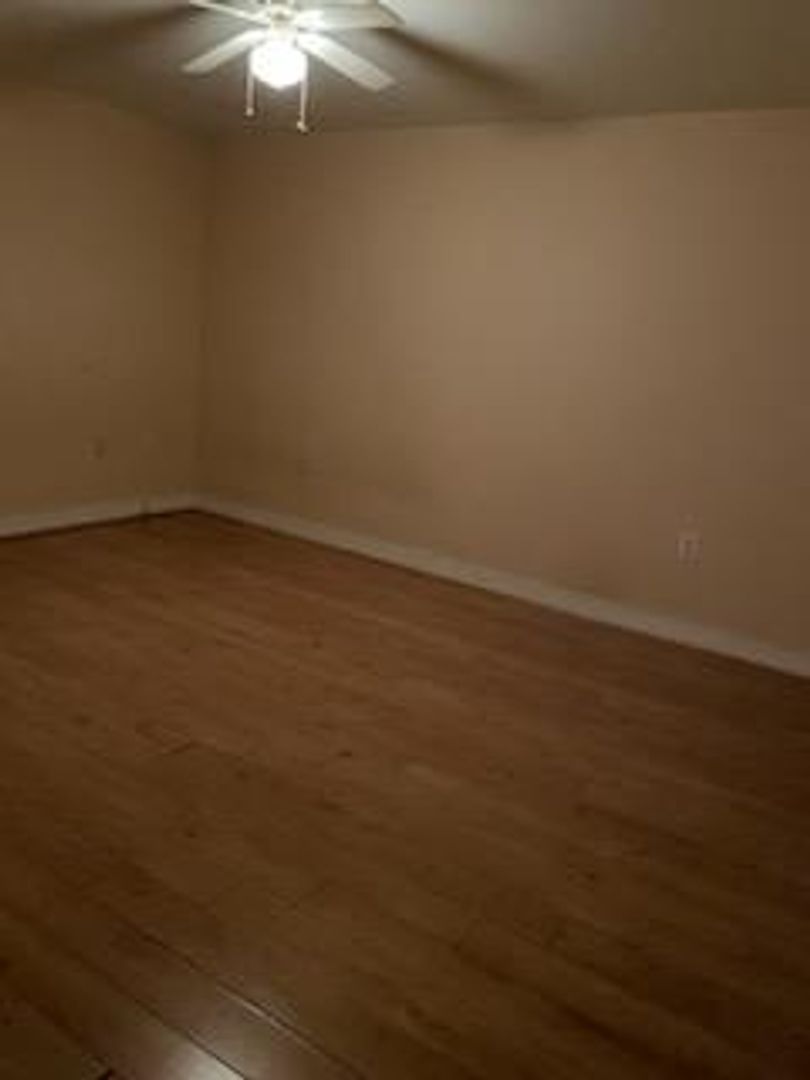 Portsmouth Apartment: 306 High Street