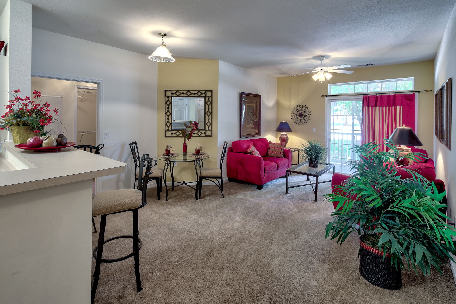 Newport News Apartment: 650 Stoney Creek Lane