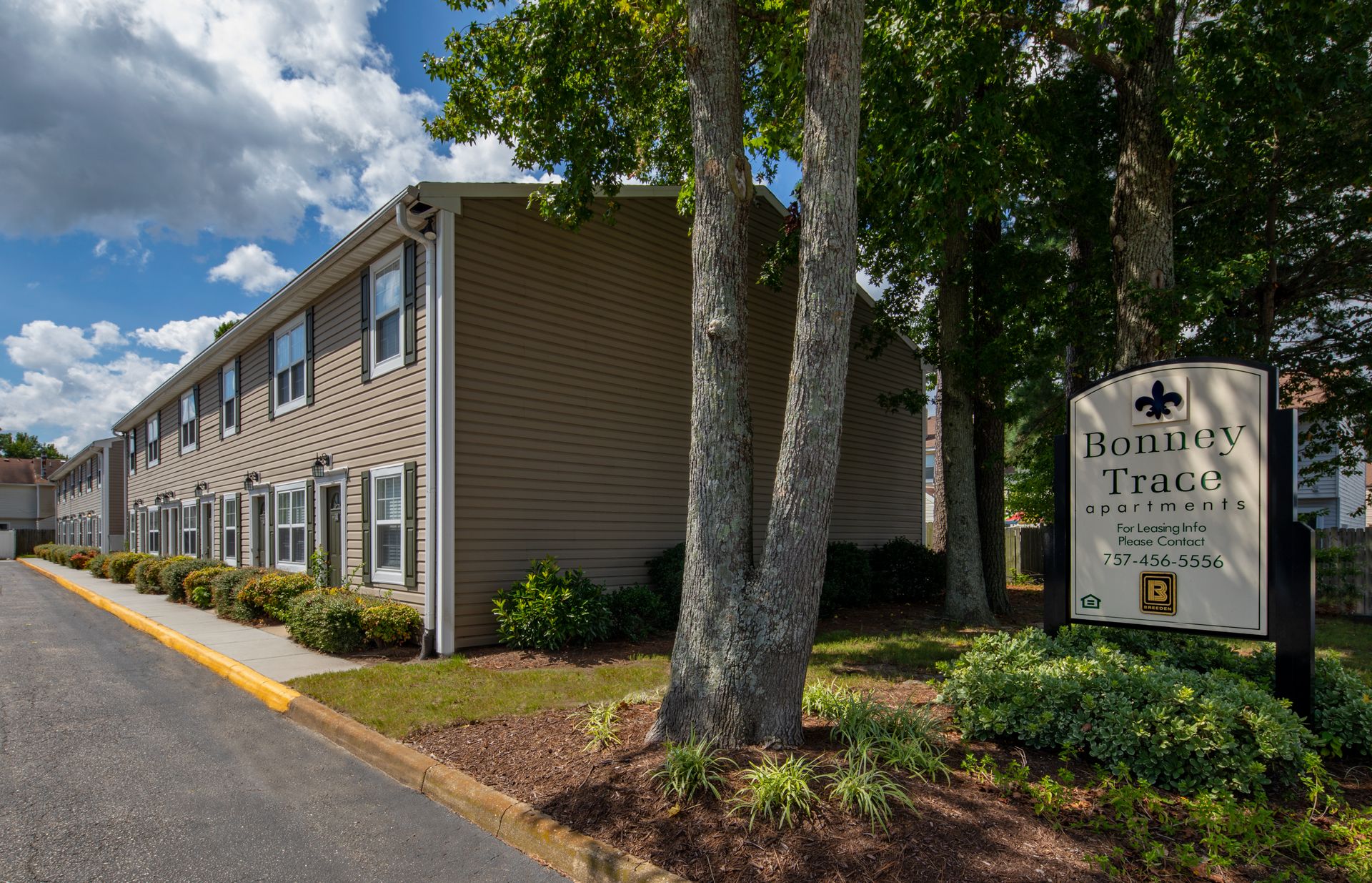 Virginia Beach Apartment: 205 Silverbrook Lane