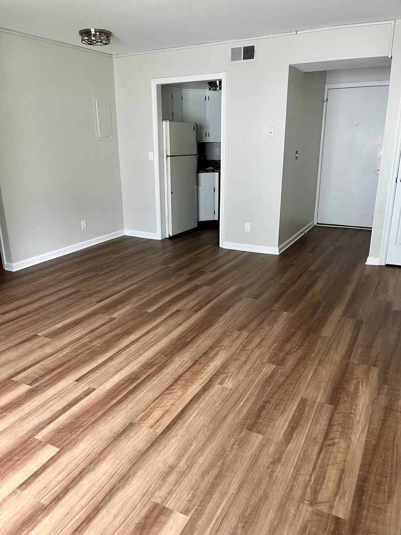 Charlottesville Apartment: 326 15th Street NW