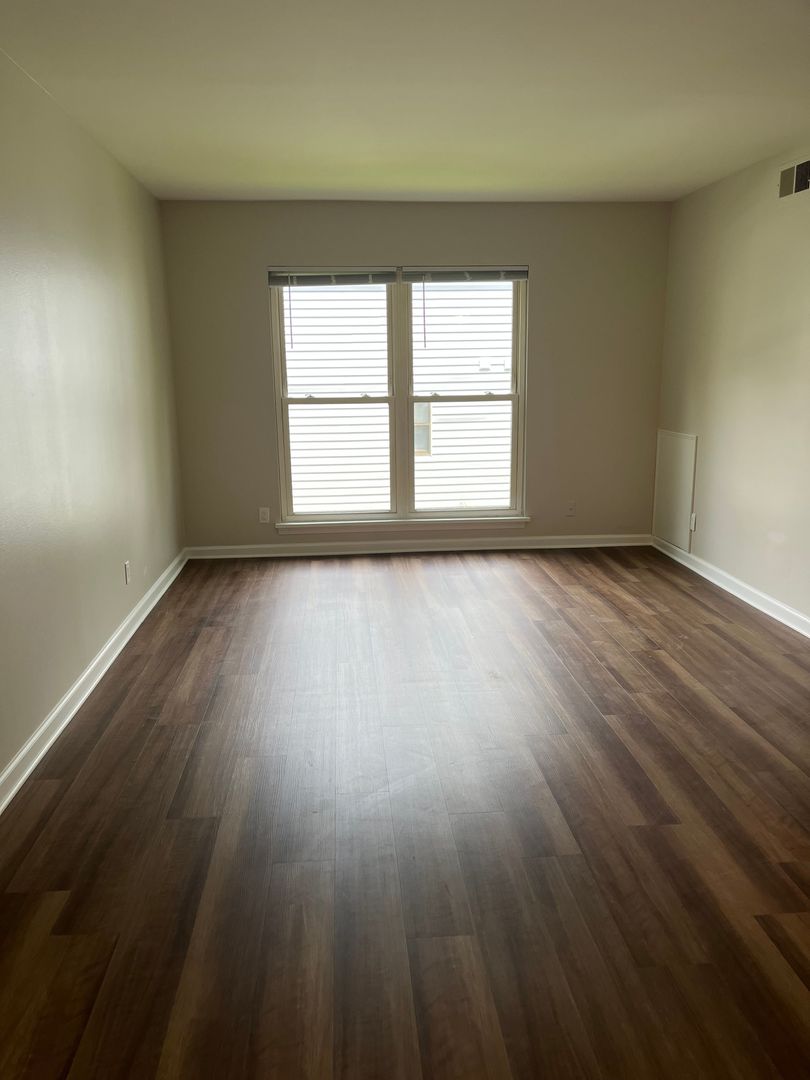 Charlottesville Apartment: 326 15th Street NW