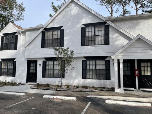 Incredible Townhome Refreshed Inside and Out! – photo 1
