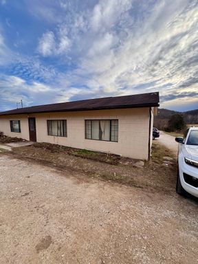 2 bed 1 bath in Neat 64