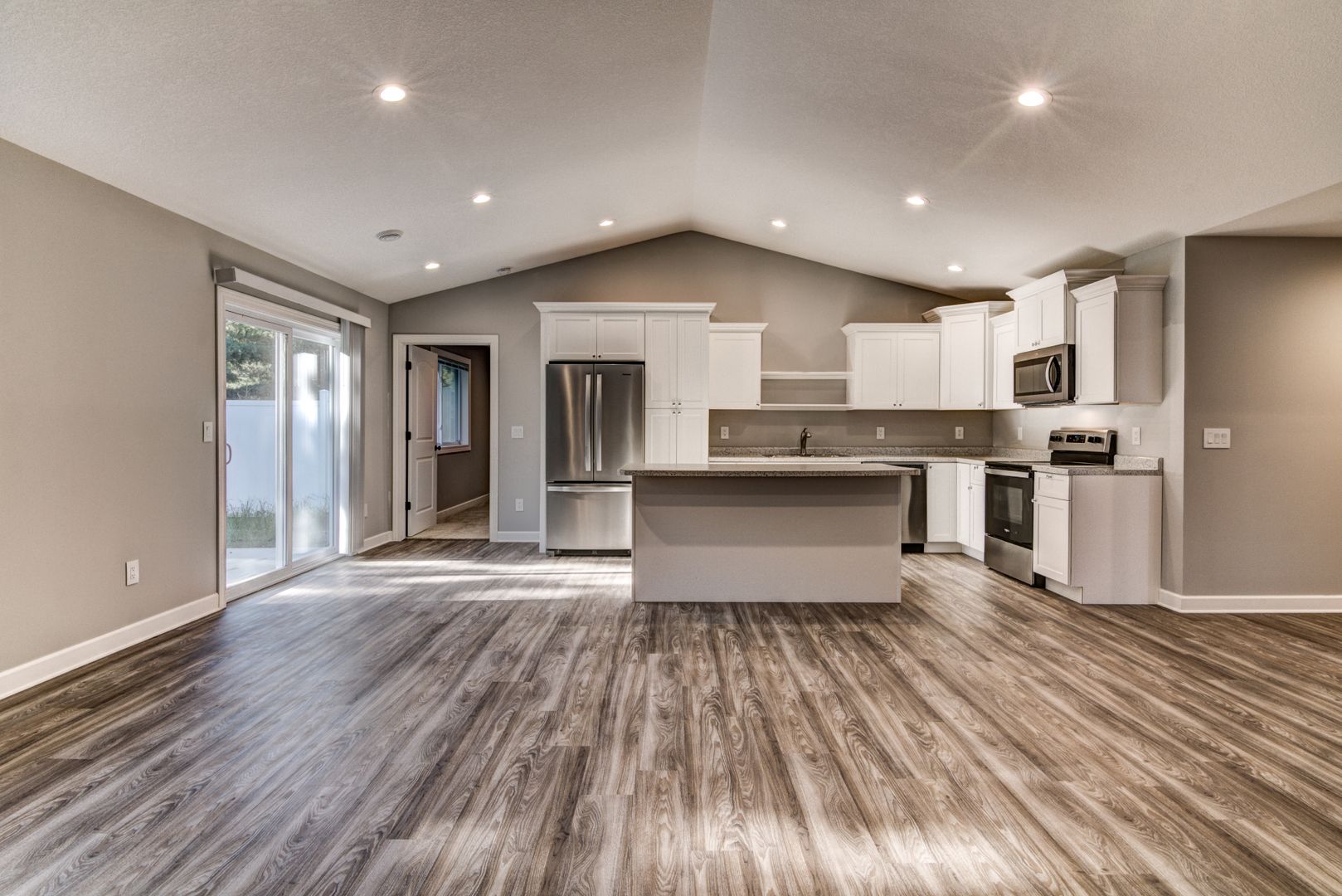 New Richmond Townhome: 1543-B Charelston Drive