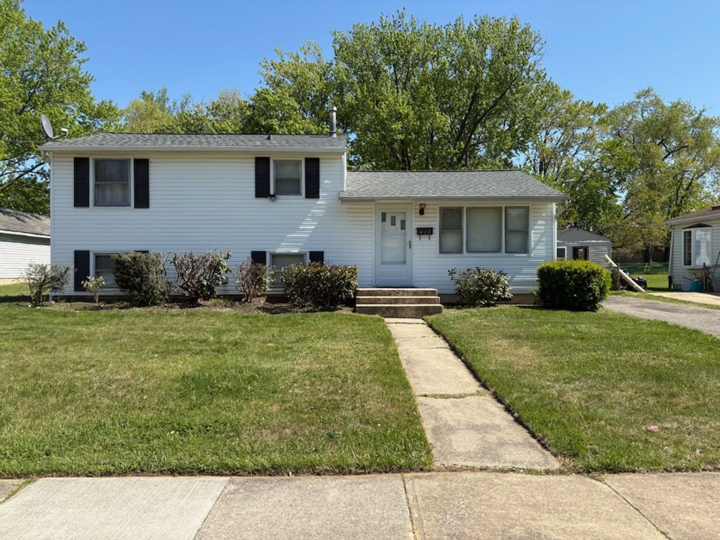 Aberdeen House: 417 Oak Street