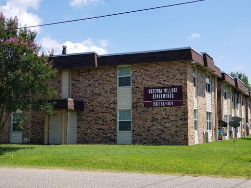 One Bedroom Apartment Available!