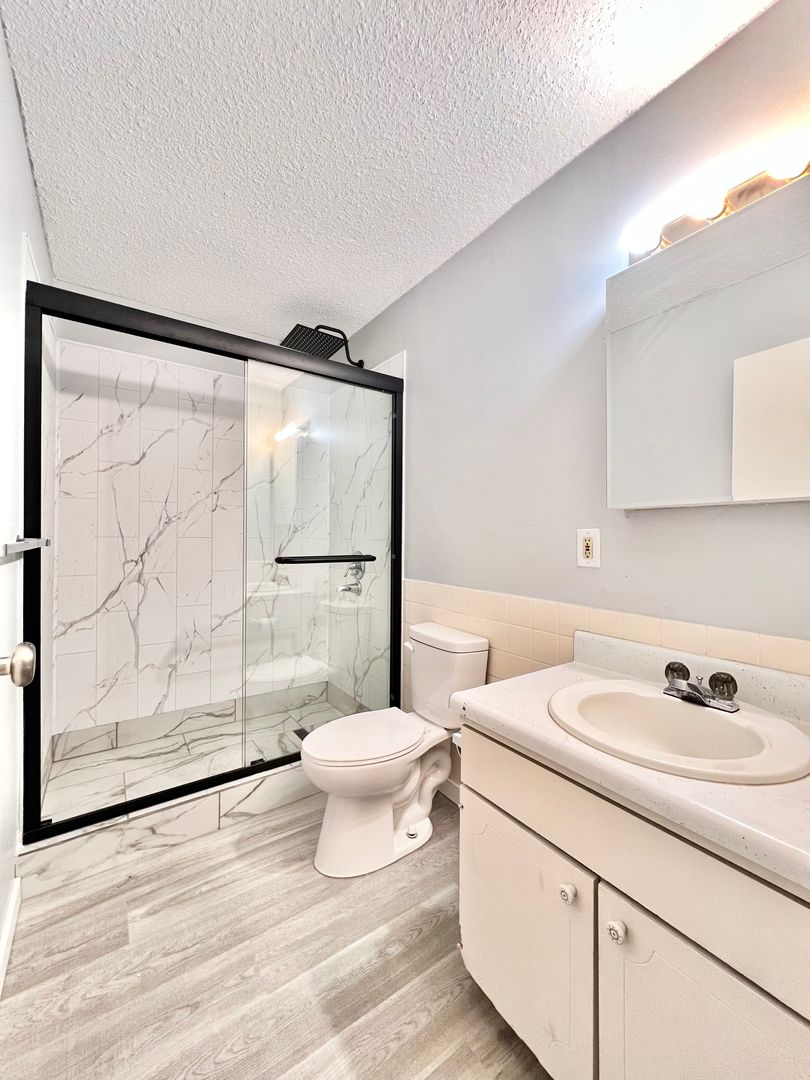 davenport Apartment: 3562 kimberly downs rd