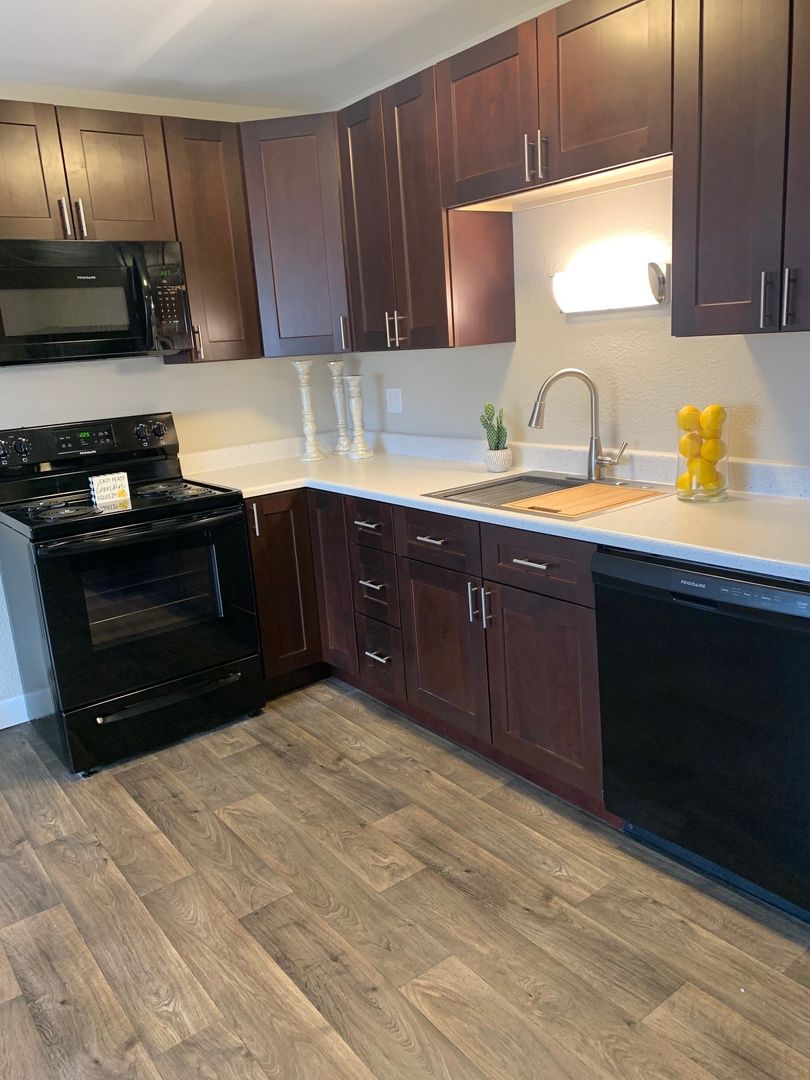 Colorado Springs Apartment: 4348 N. Chestnut Avenue