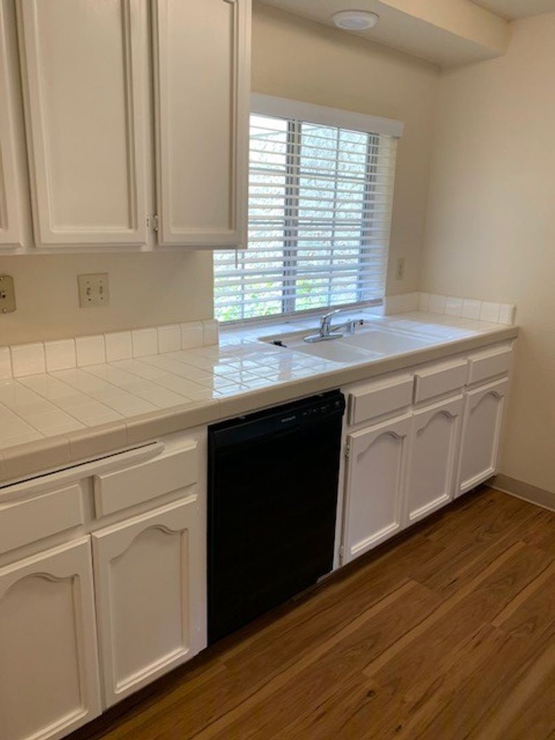 Chico Apartment: 2777 Eaton Road