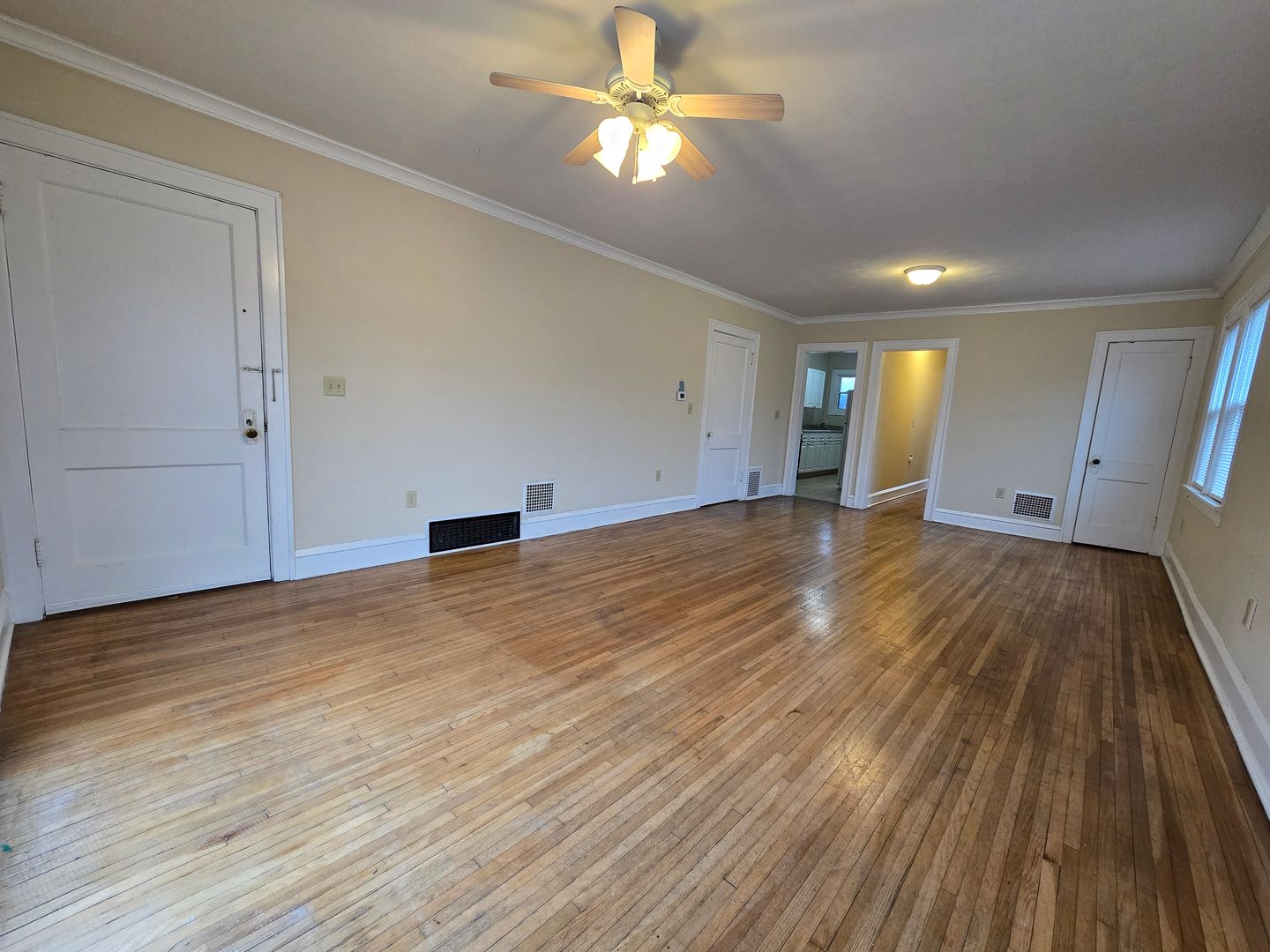 Bloomington Apartment: 1308 N Main