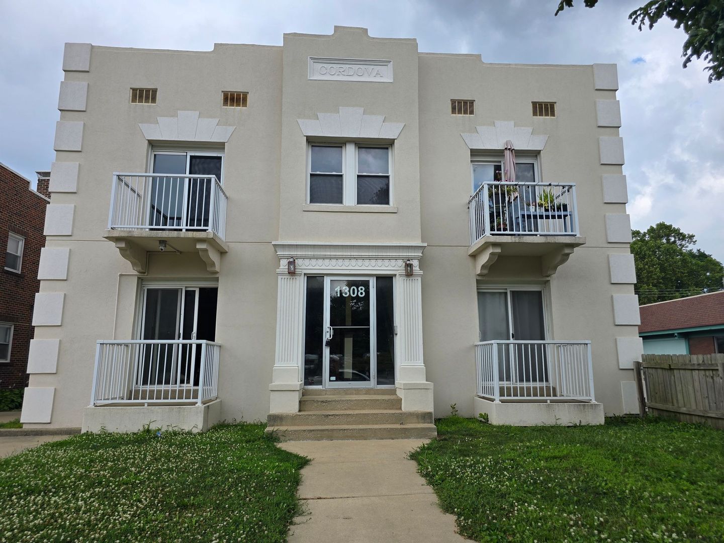 Bloomington Apartment: 1308 N Main