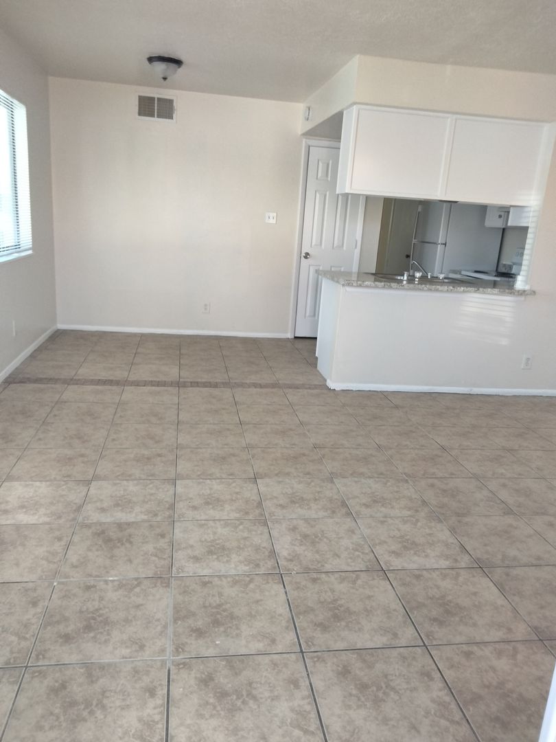 Albuquerque Apartment: 217 Gen Stilwell St NE