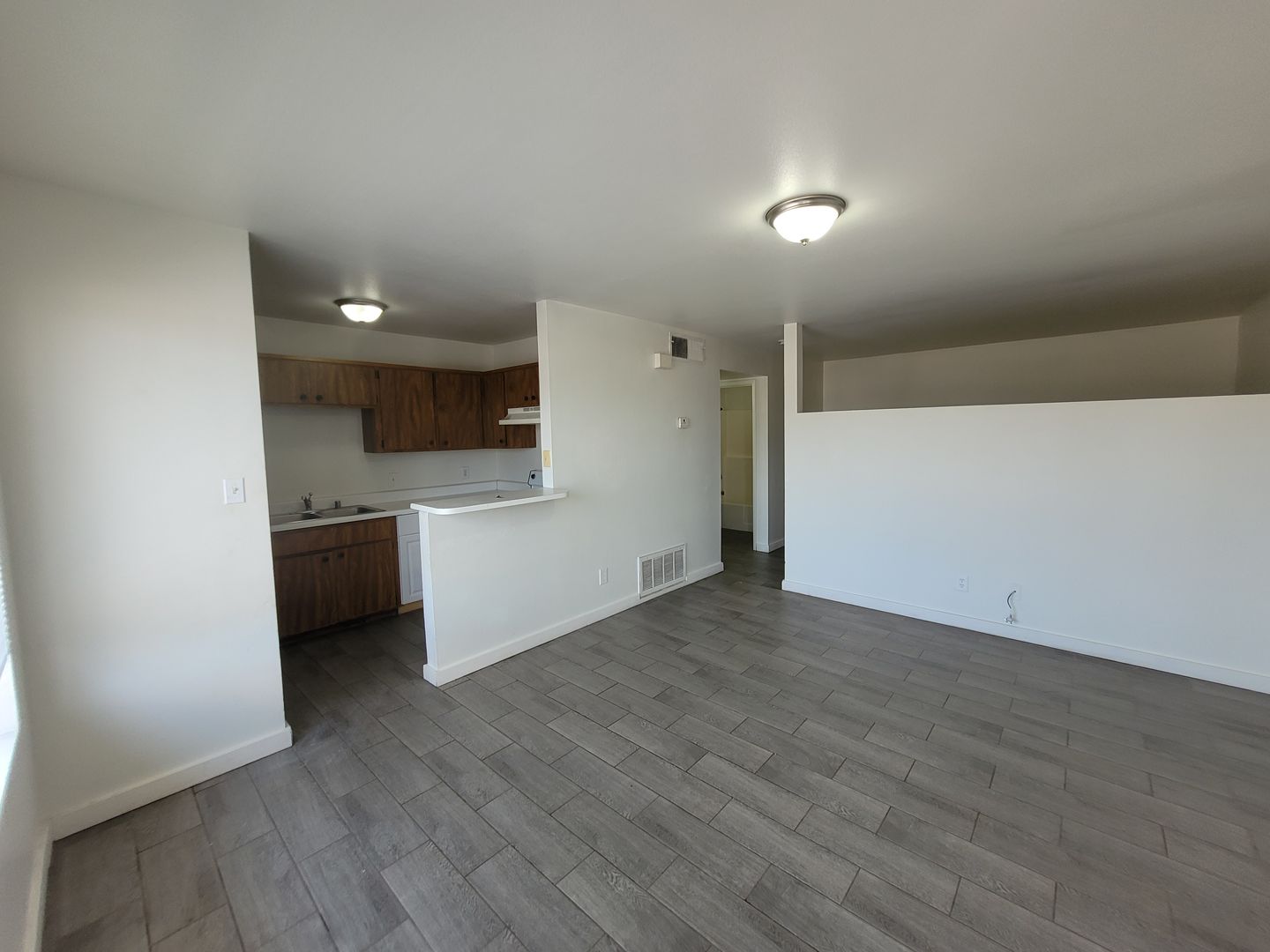 Yuma Apartment: 248 S. Ave B