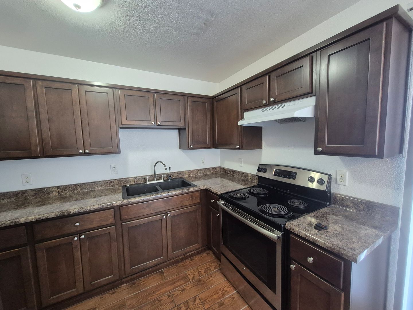 Yuma Apartment: 2621 s Virginia Dr