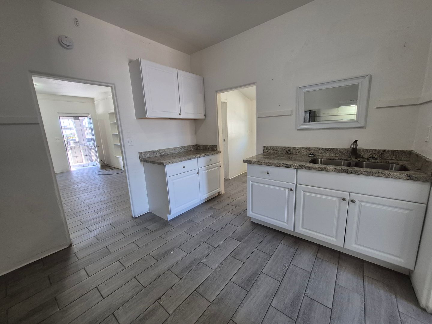 Yuma Apartment: 383 S 7th Ave