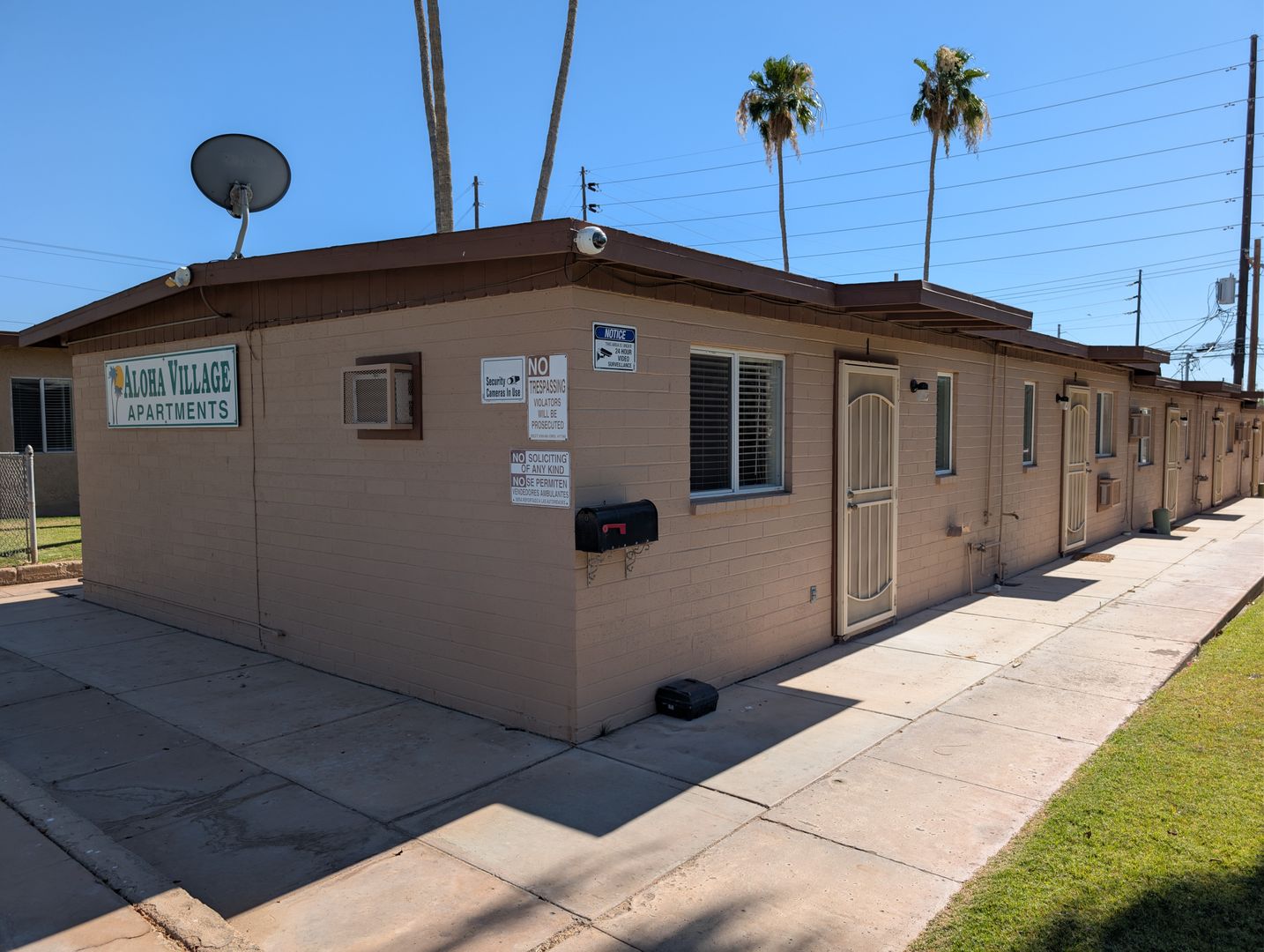 Yuma Apartment: 1056 S 10th Ave