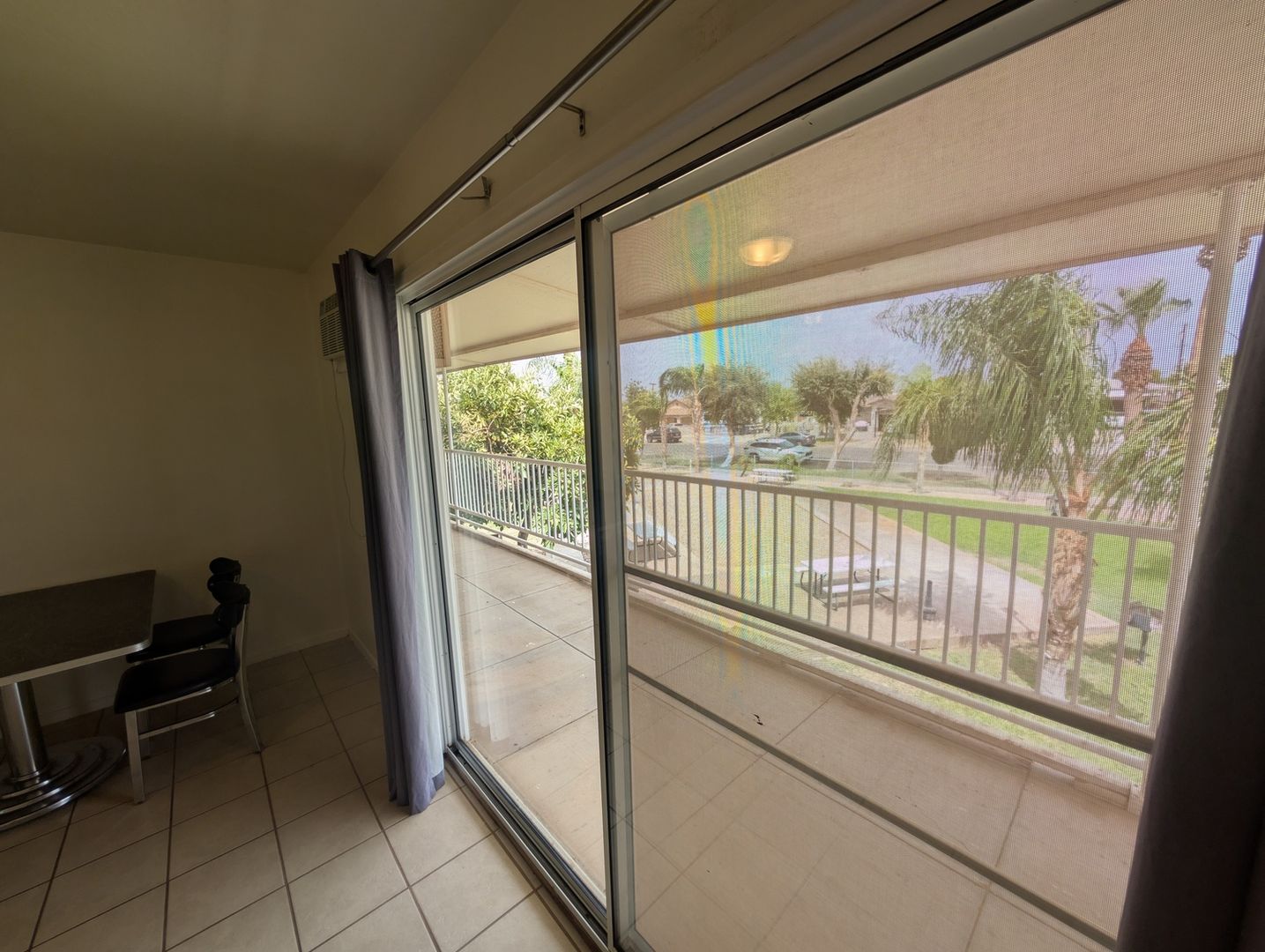 Yuma Apartment: 1056 S 10th Ave
