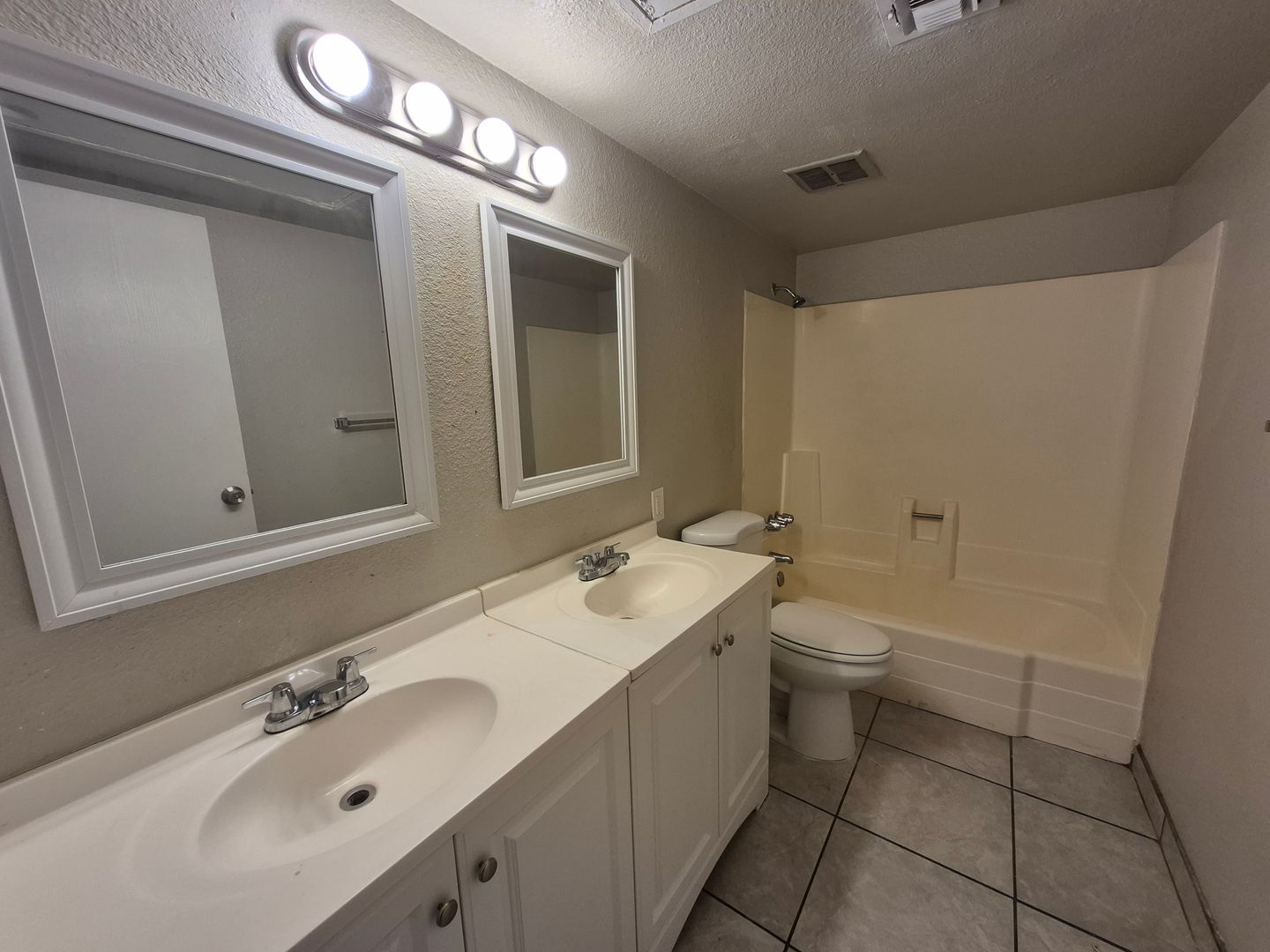 Yuma Apartment: 1280 W. 24th St.