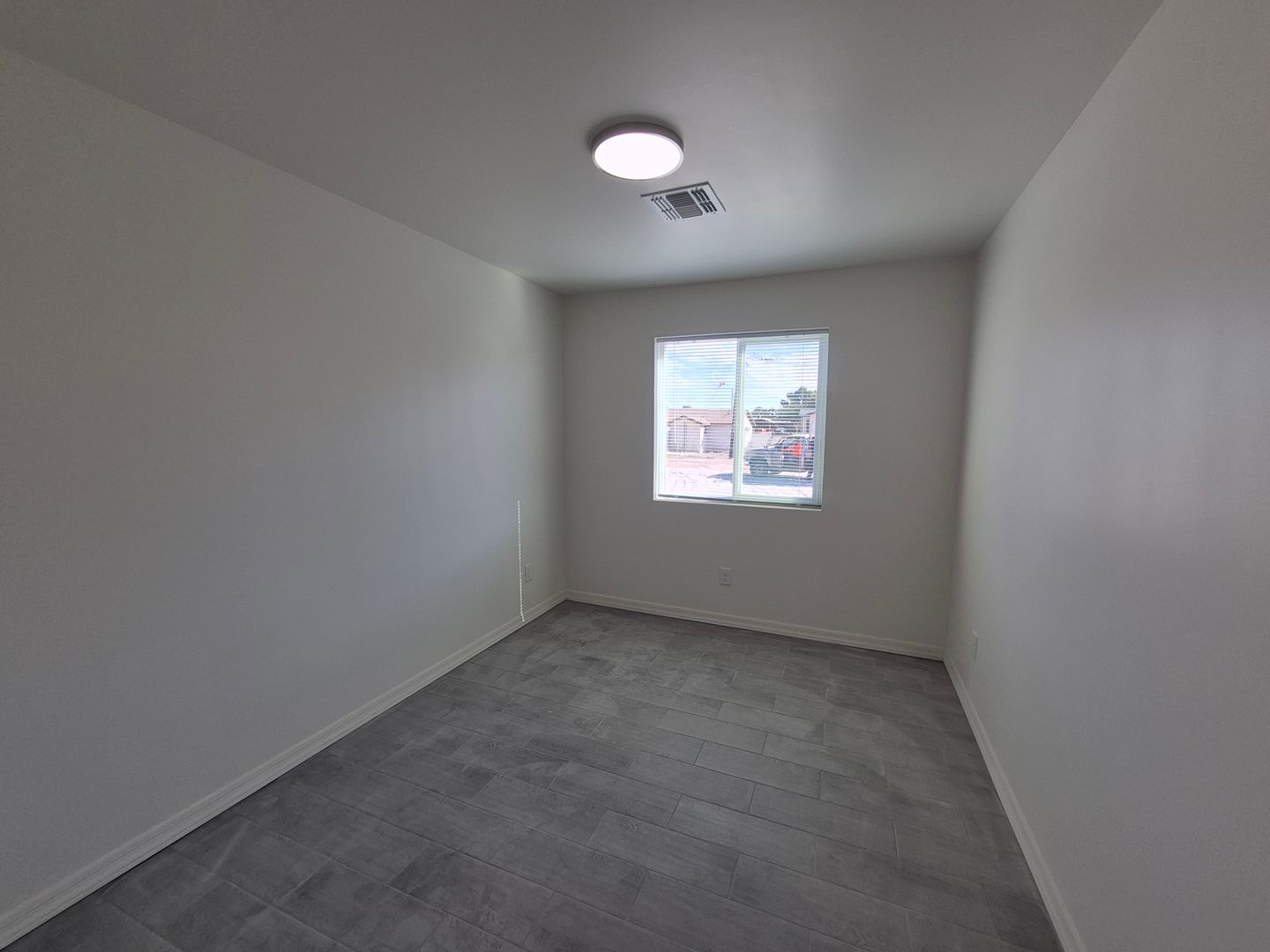 Yuma Apartment: 153 N 23rd
