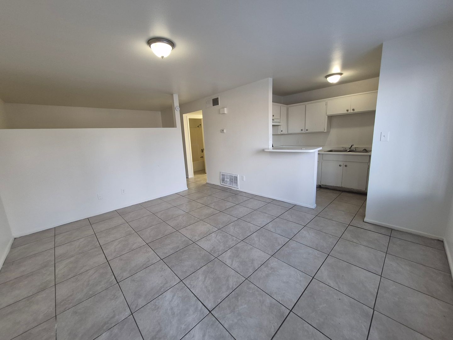Yuma Apartment: 248 S. Ave B