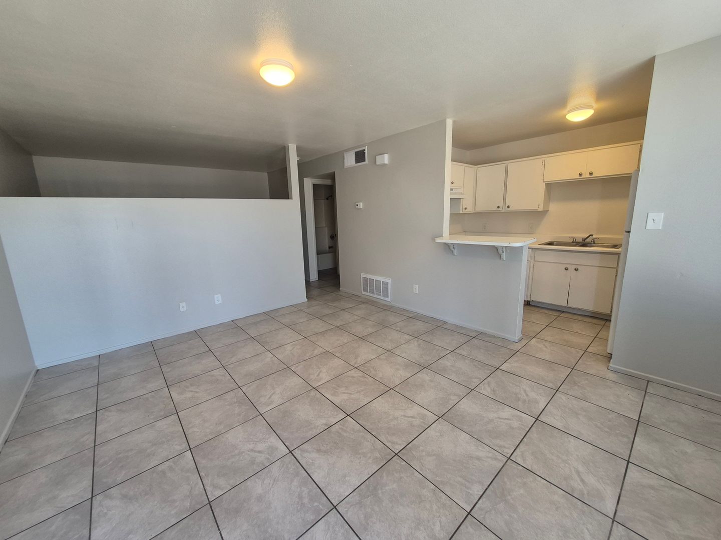 Yuma Apartment: 248 S. Ave B