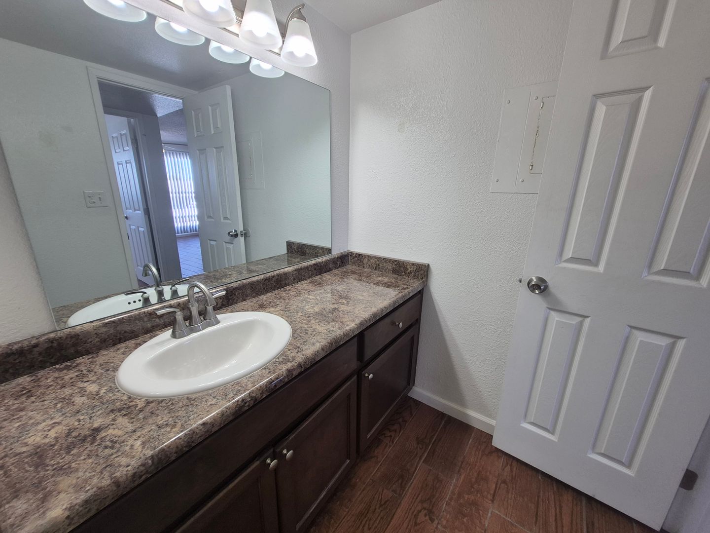 Yuma Apartment: 2621 s Virginia Dr