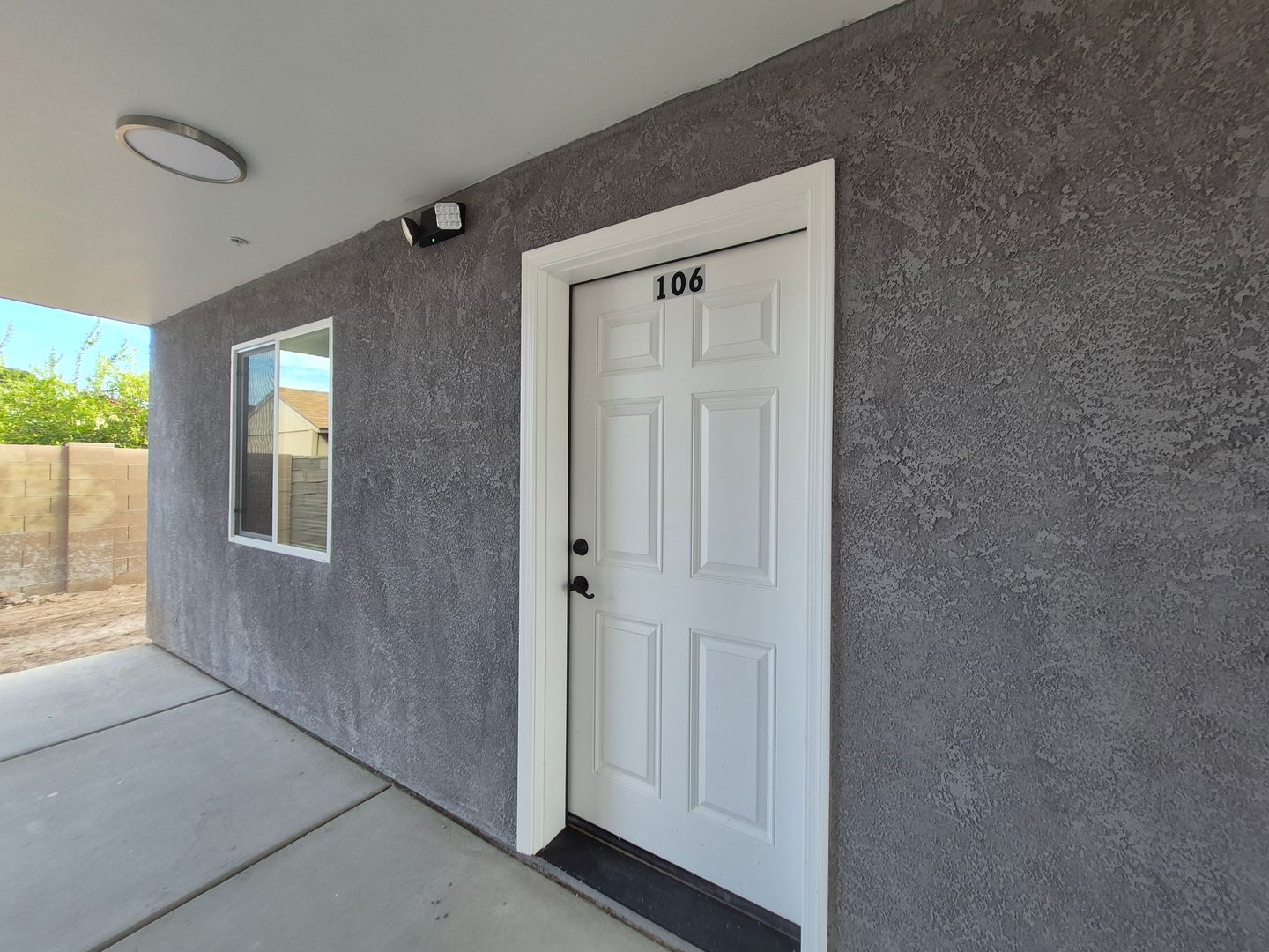 Yuma Apartment: 253 S. 17th Ave