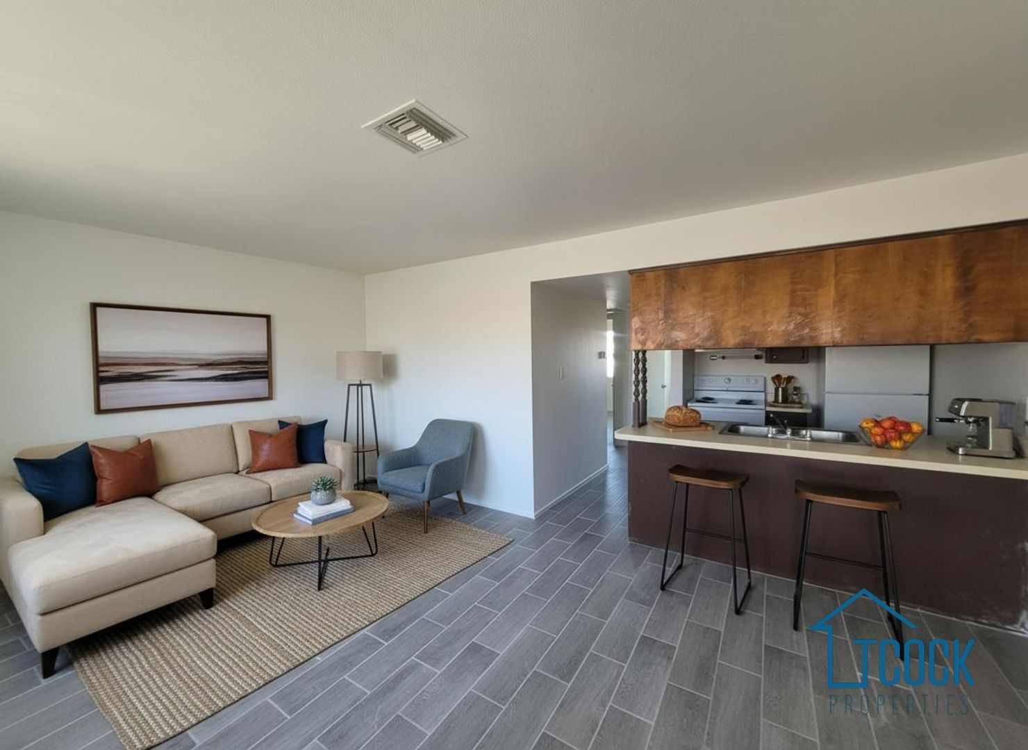 Yuma Apartment: 266 S 6th Ave