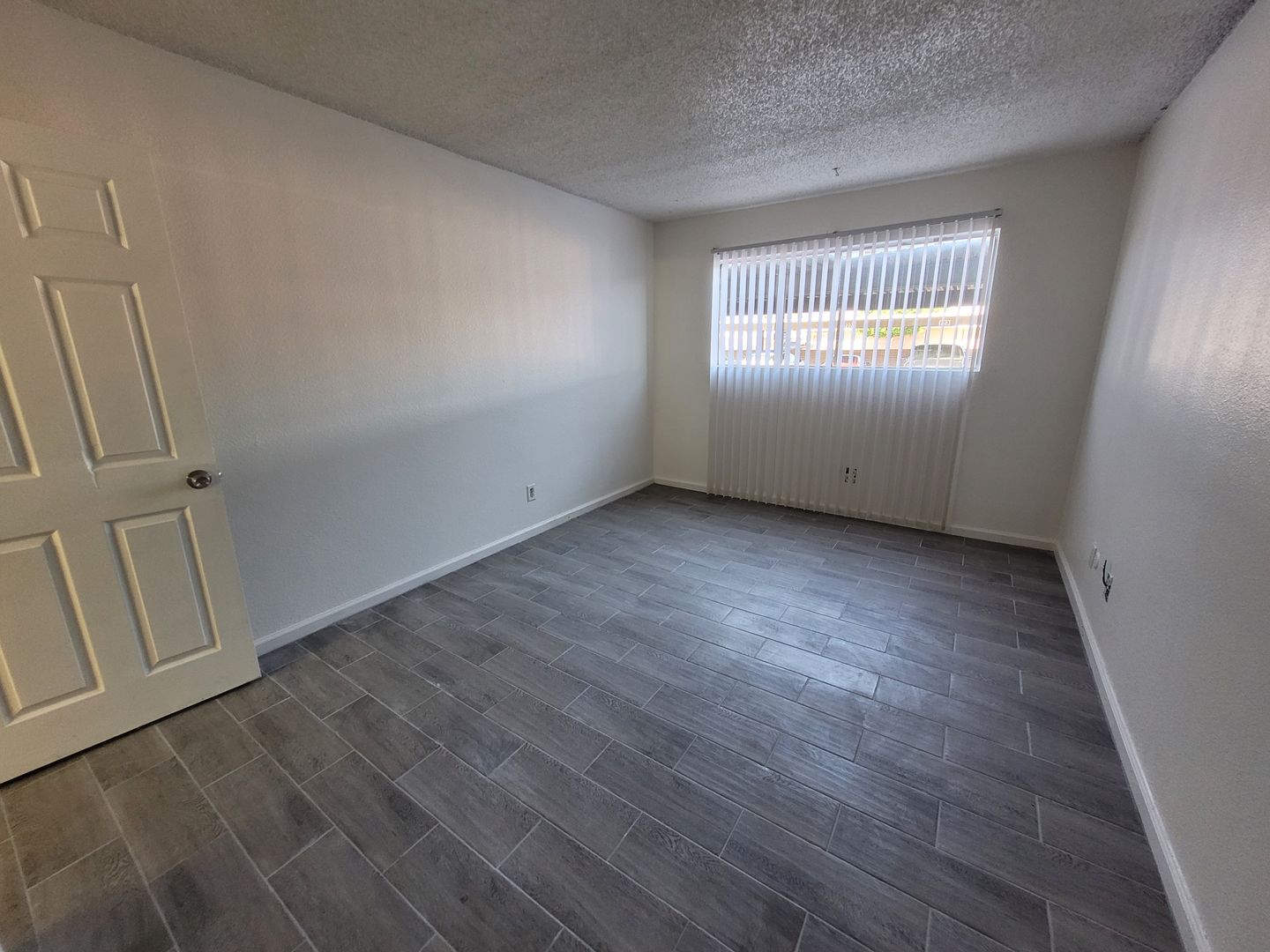 Yuma Apartment: 2621 s Virginia Dr