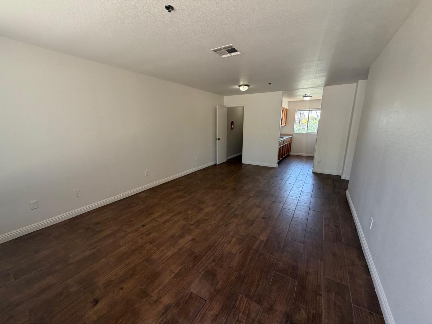 Yuma Apartment: 530 s Magnolia Ave