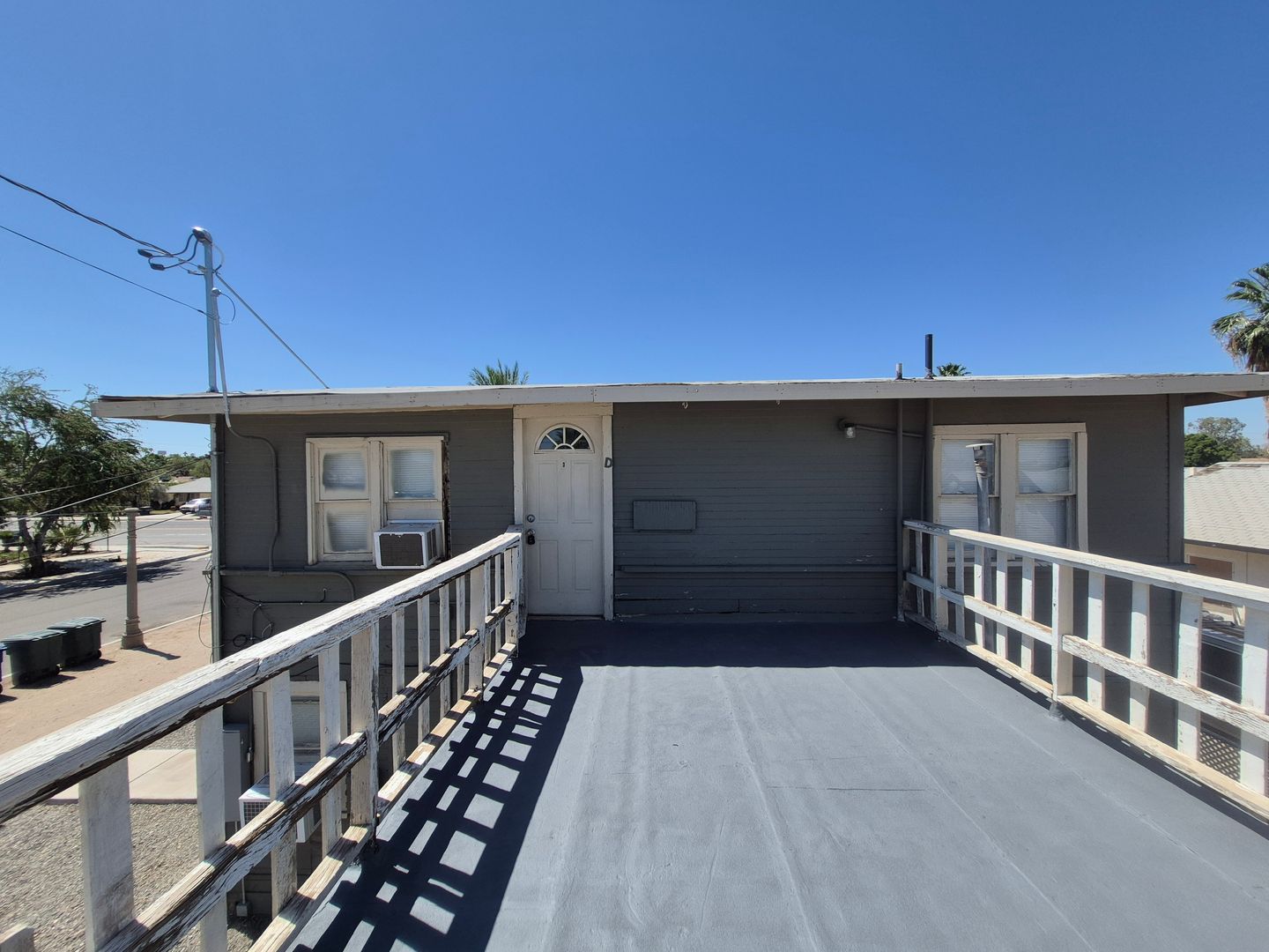 Yuma Apartment: 700 W 1st St