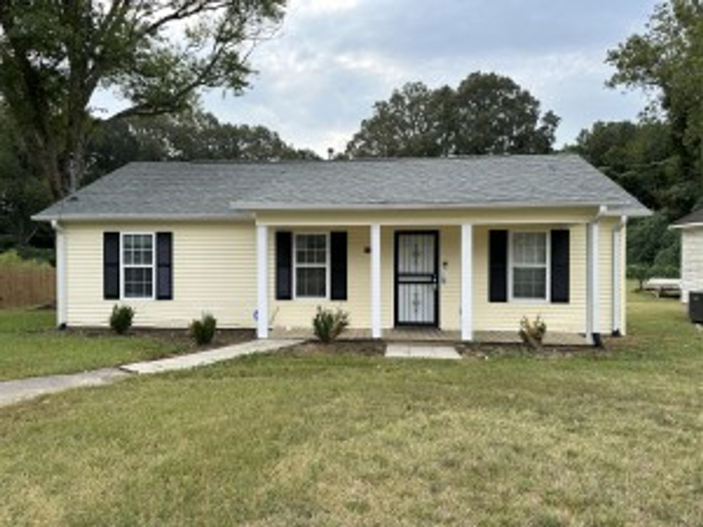 Jackson House: 1460 N. Royal