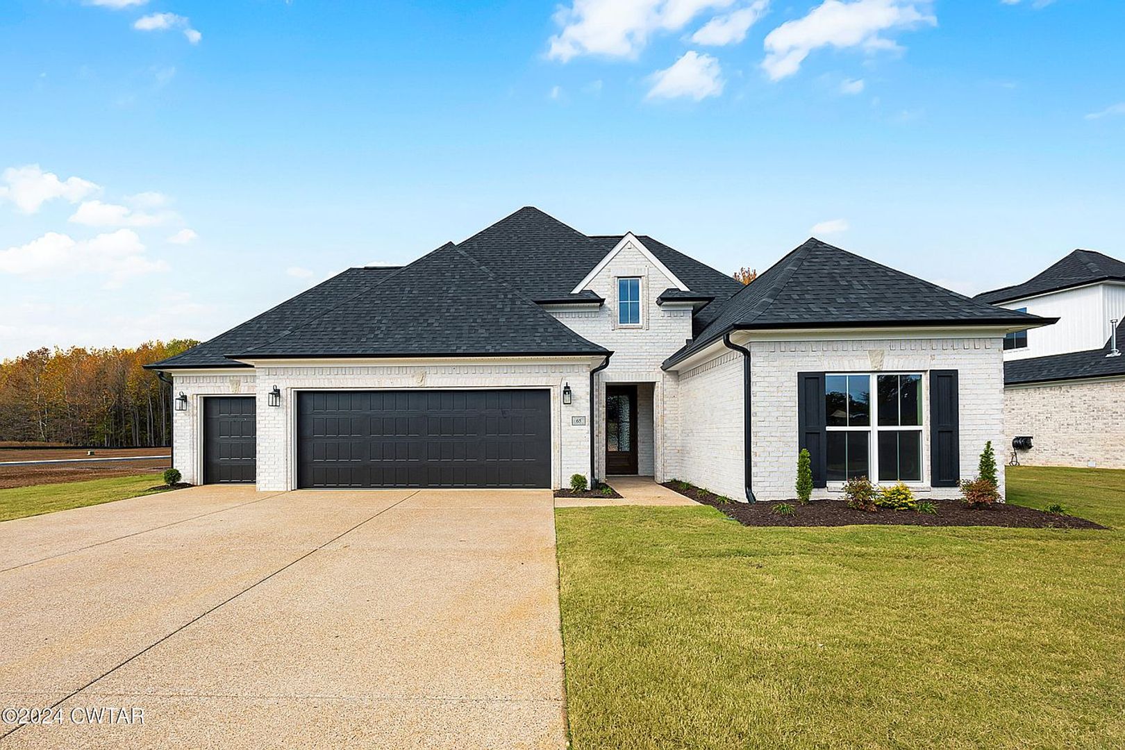 Jackson House: 65 Rockford Dr