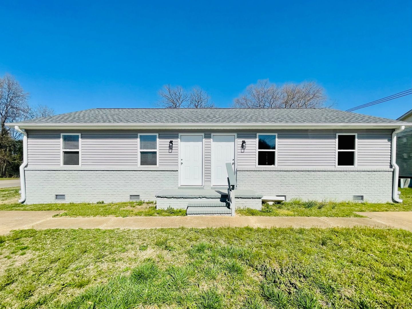 Jackson Apartment: 8 Rossfield Cv.