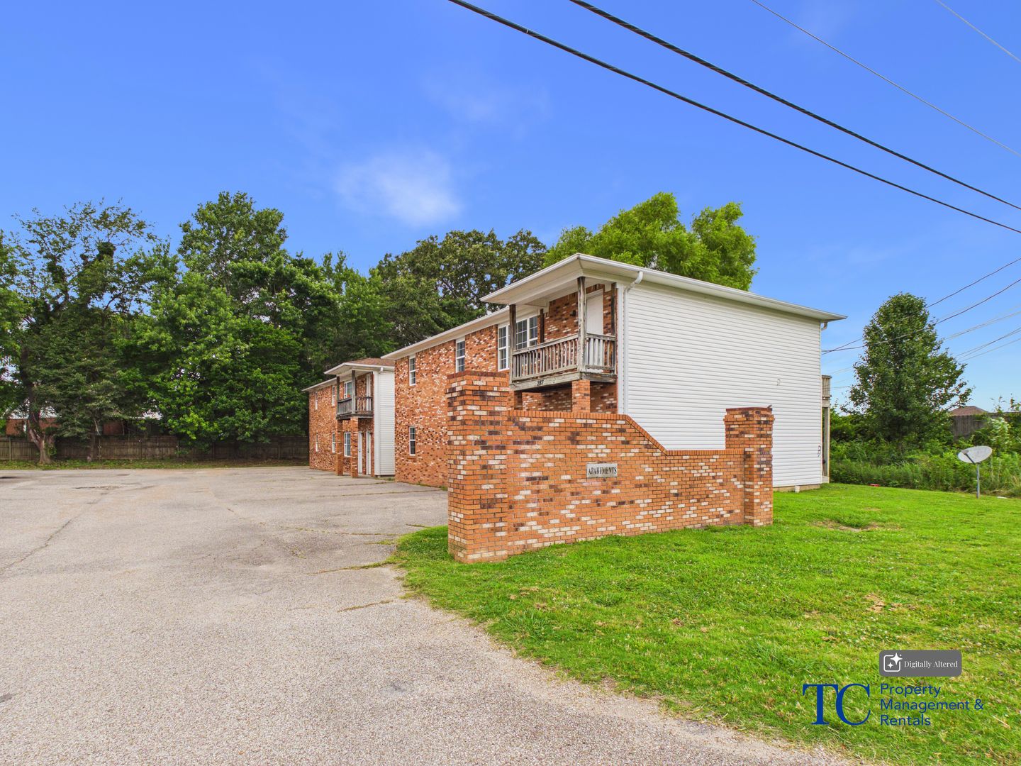 Jackson Apartment: 287 Foxworth Dr.