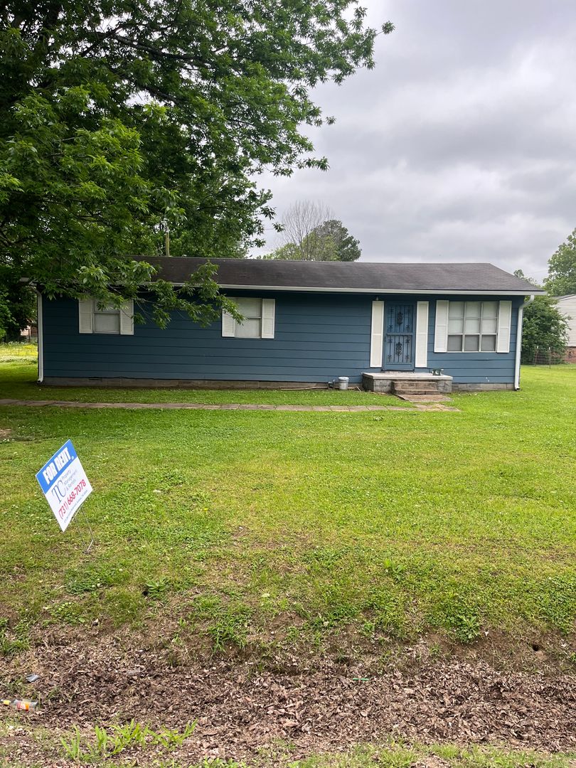 Humboldt House: 739 N 3rd Avenue