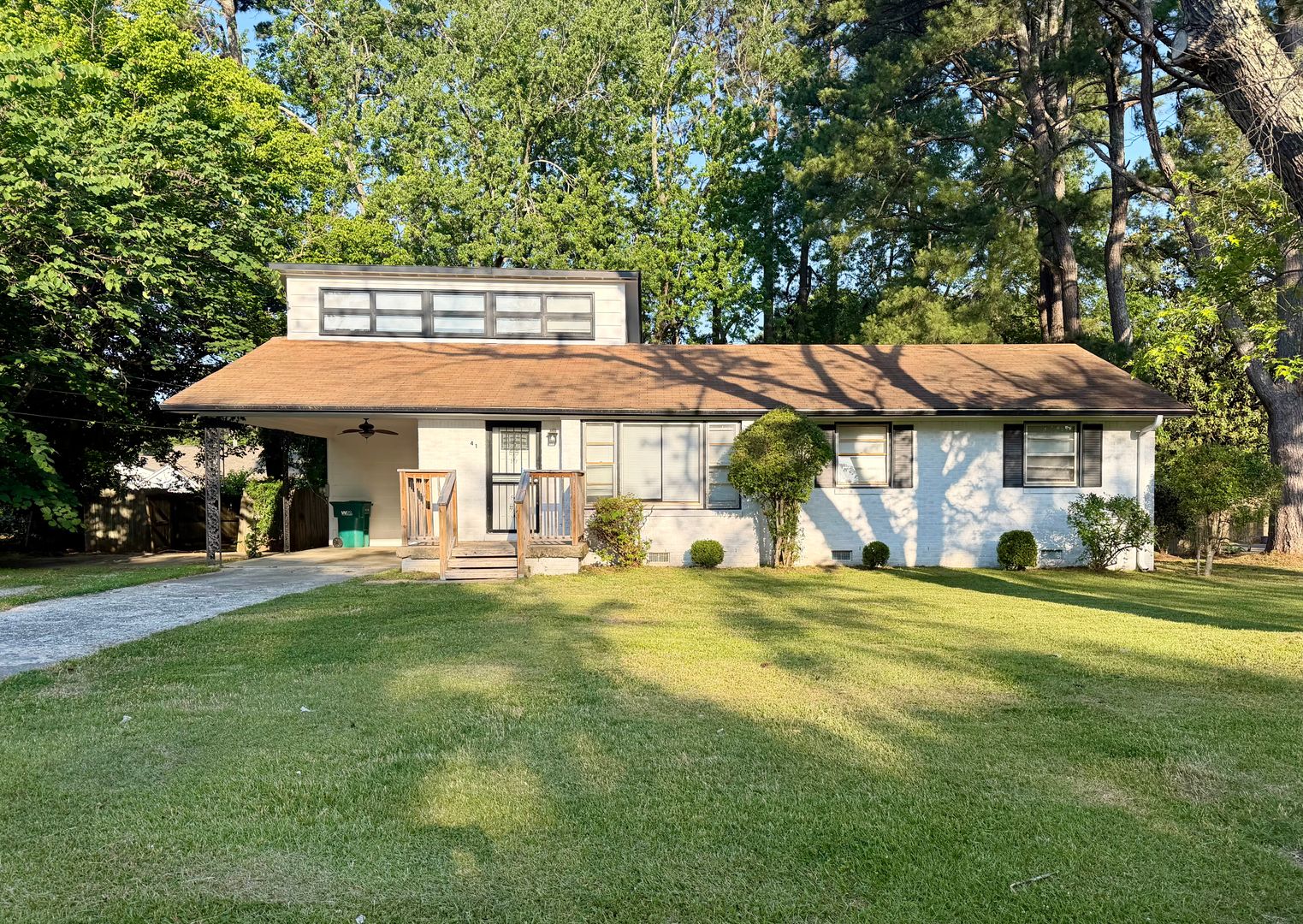 Jackson House: 41 Central Ln