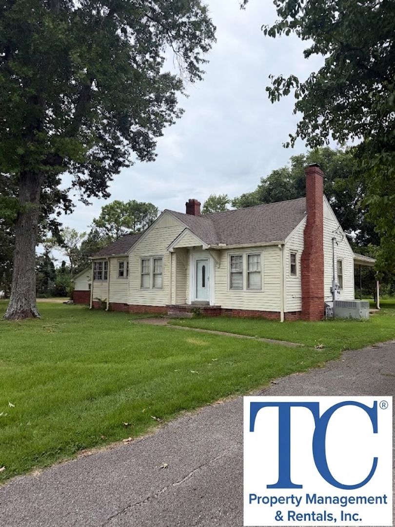 Jackson House: 45 Harts Bridge Road