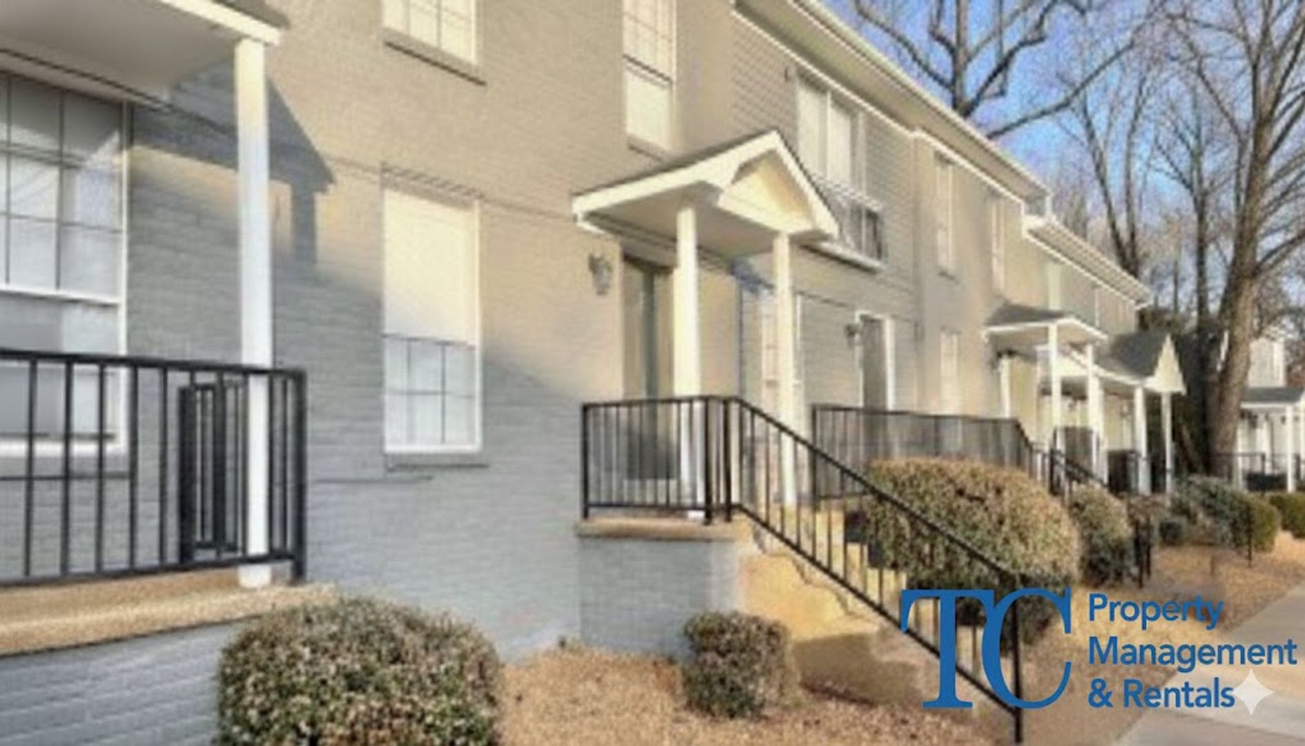 Jackson Apartment: 1346 Campbell St.