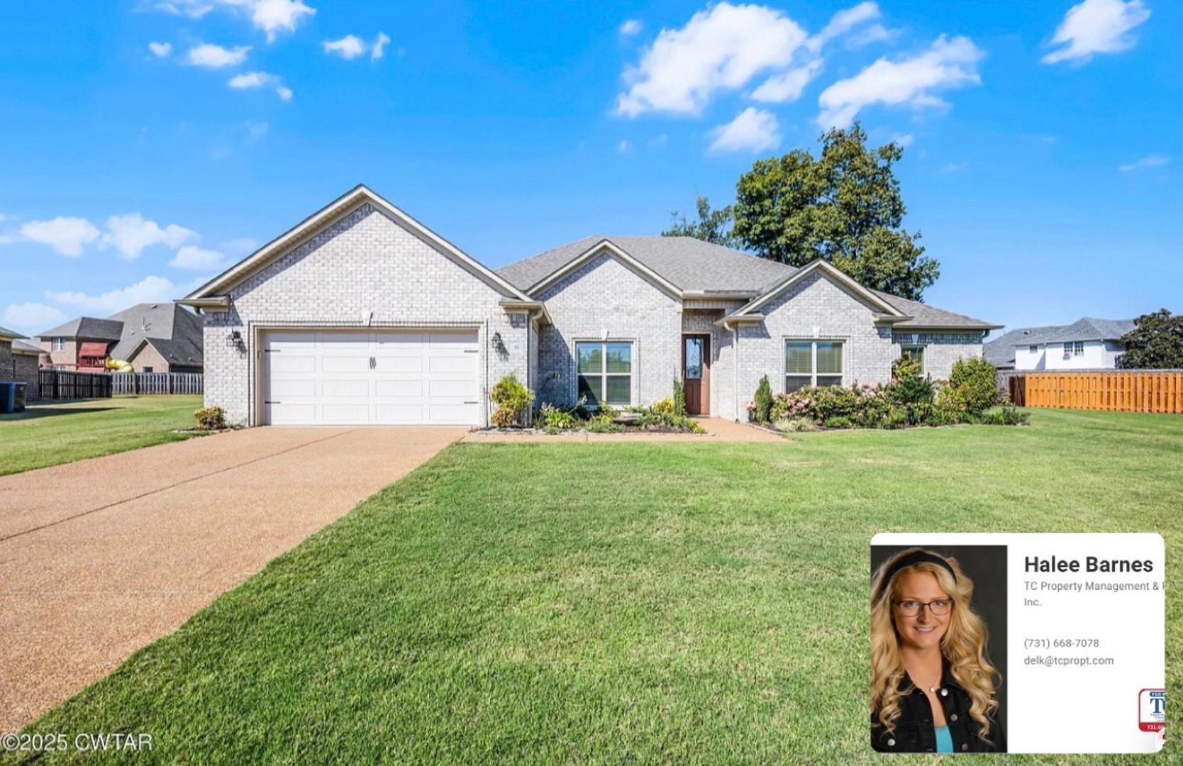 Jackson House: 31 Candlelight Cv