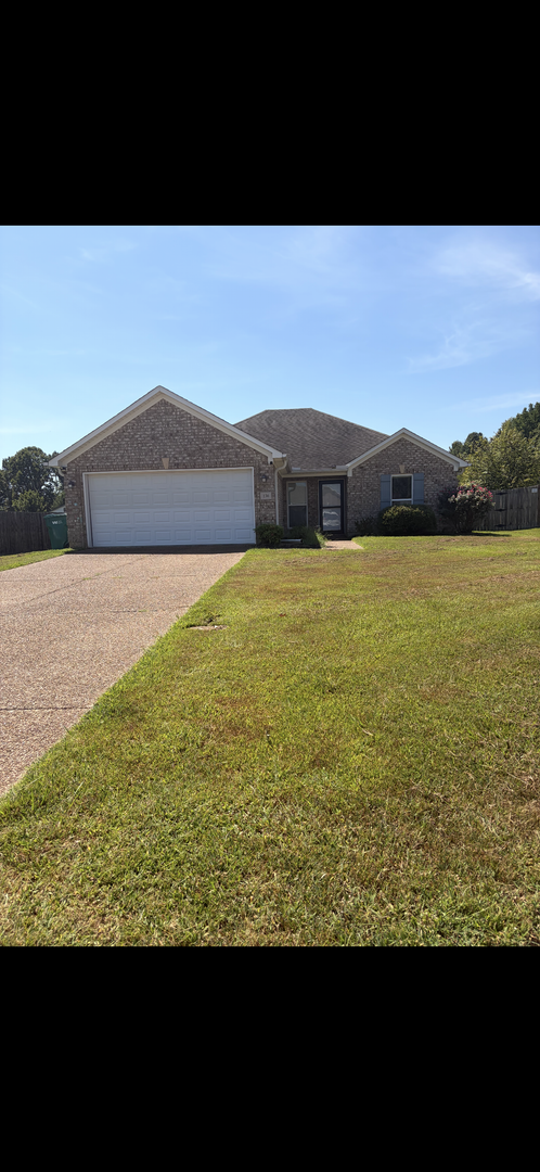 Medina House: 136 Enfield Cove