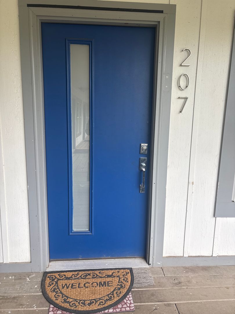 Jackson Apartment: 816 Lambuth Blvd