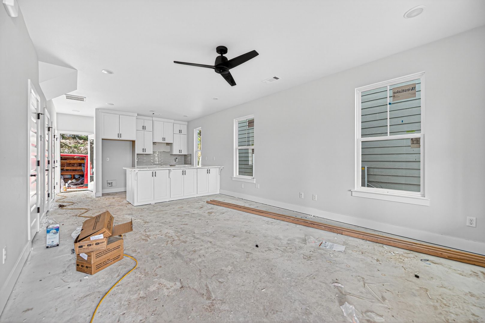 Fayetteville House: 1410 S Yampa Bend