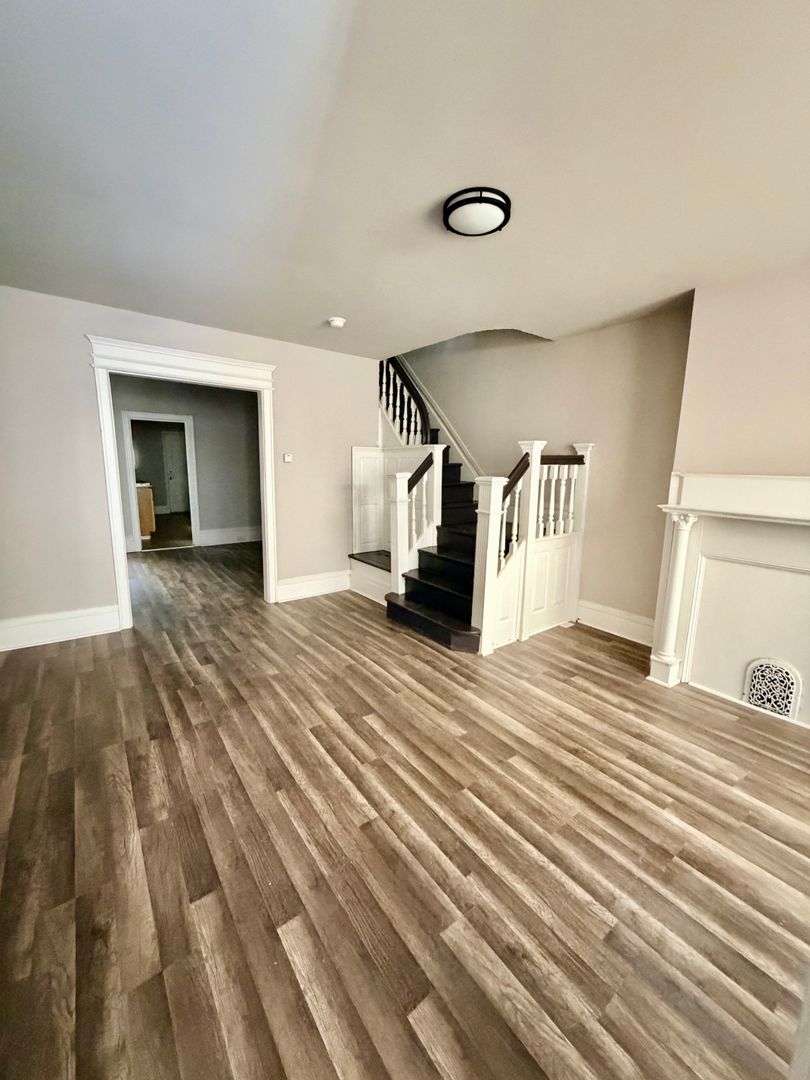 Philadelphia House: 27 North Edgewood Street