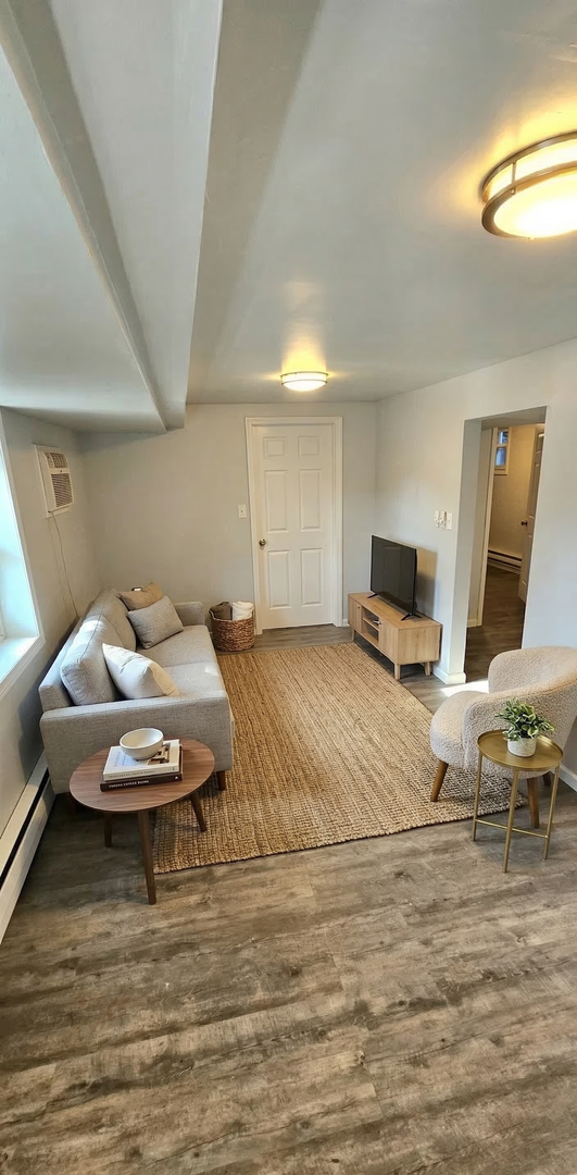 Clairton Apartment: 1027 Cochran Mill Road