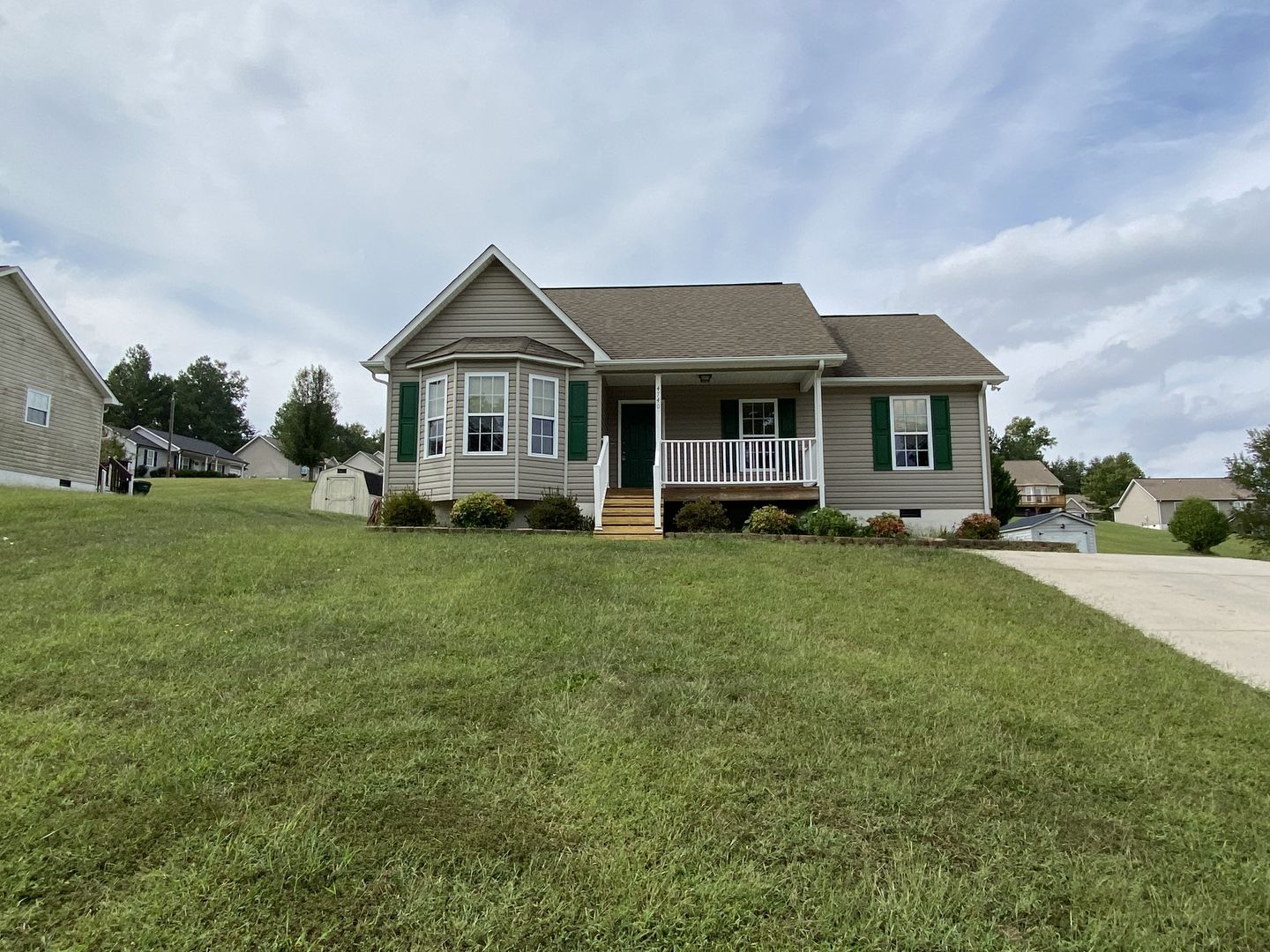 Winston-Salem House: 4740 Mischief Ct