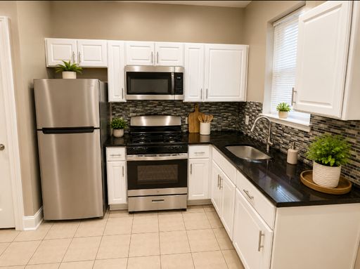 Listing photo thumbnail