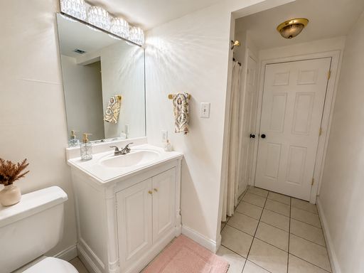 Listing photo thumbnail